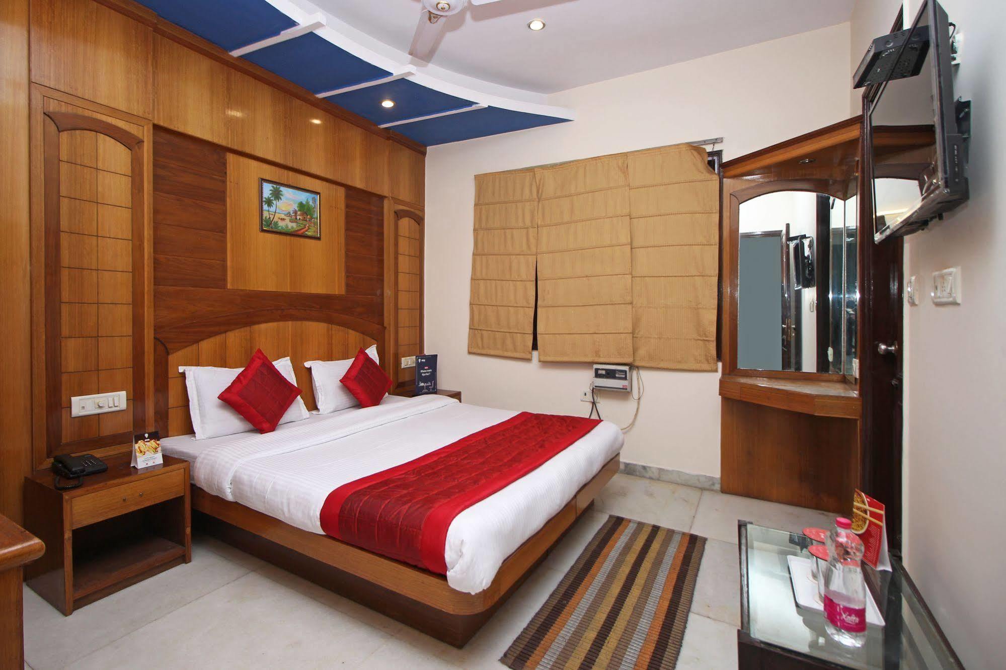 De Gold 3* New Delhi